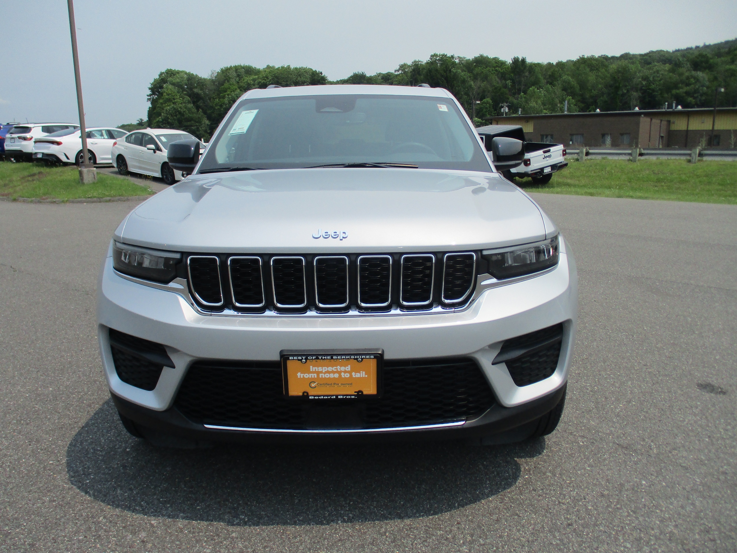 jeep grand cherokee 2023 1C4RJHAG0PC671742 image jeep grand cherokee 2023 1C4RJHAG0PC671742 image